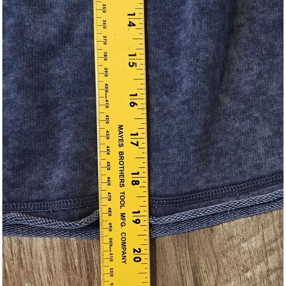 Evereve Sweatshirt Womens Medium Navy Beck Stripe Trim Rainbow Sleeve Crewneck - Picture 12 of 12